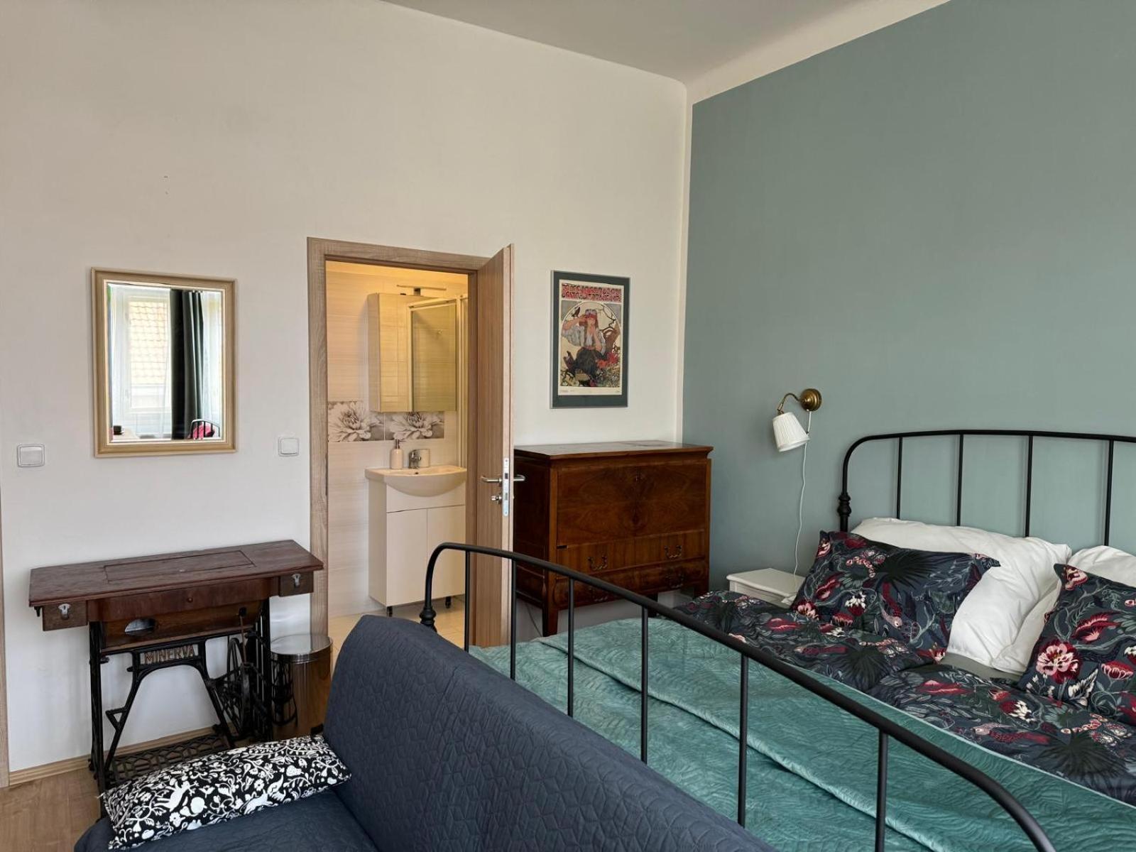 Apartments Bouquet Прага Экстерьер фото