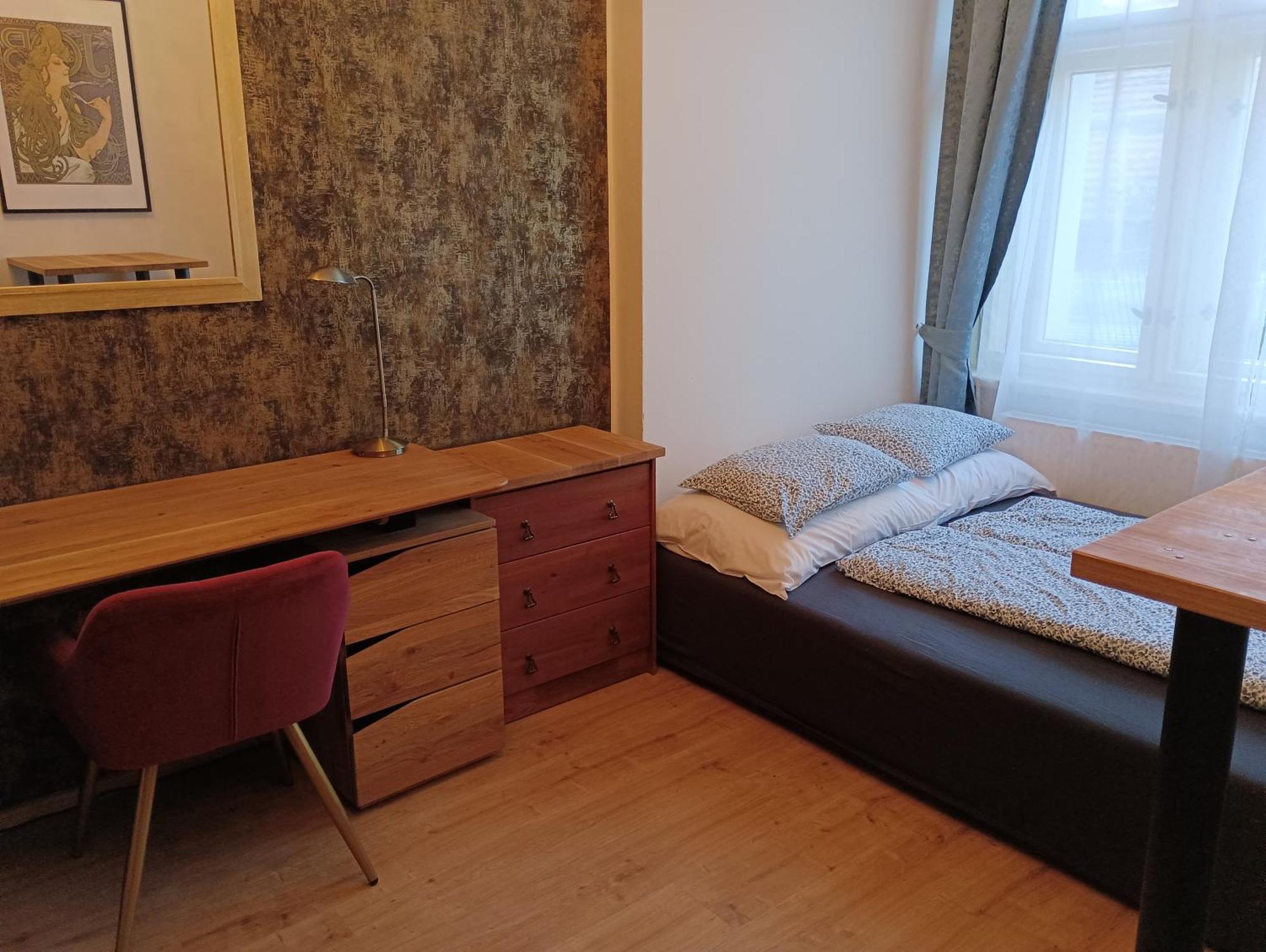 Apartments Bouquet Прага Экстерьер фото